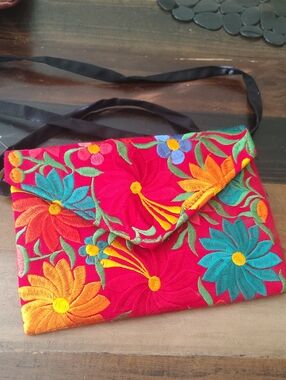 Embroidered Floral Envelope Clutch Bag in Bright Pink